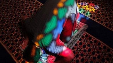 تصویر در مسلمانی که نماز نخوانده ، آیا اگر توبه کند نیاز است نمازهای قضایش را بخواند ؟